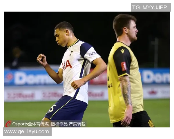 维尼修斯点球让姆巴佩错失帽子戏法他选择沉默应对争议