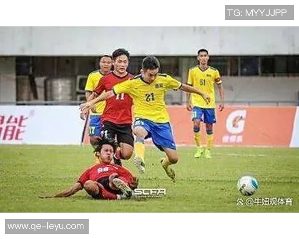 川超精彩绝伦补时逆转遂宁门将头球绝平广安队震撼全场 川超精彩绝伦补时逆转遂宁门将头球绝平广安队震撼全场