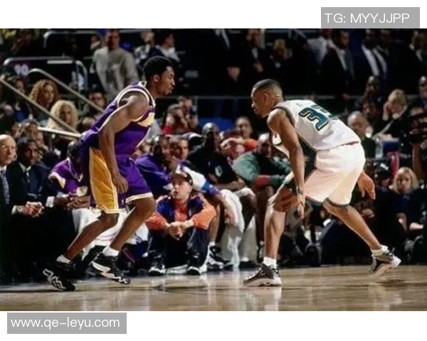 篮球巨星KD追寻科比乔丹的足迹立志打到四十岁如老詹般辉煌 篮球巨星KD追寻科比乔丹的足迹立志打到四十岁如老詹般辉煌