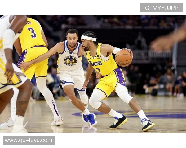 健康勇士展现强大实力球员篮球智商令人惊叹 健康勇士展现强大实力球员篮球智商令人惊叹