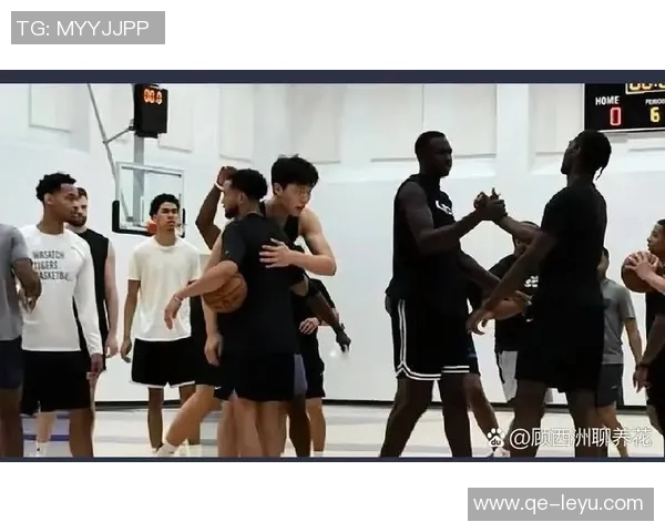 杨瀚森分享与利拉德霍勒迪的相处经历新赛季心态轻松不再紧张 杨瀚森分享与利拉德霍勒迪的相处经历新赛季心态轻松不再紧张