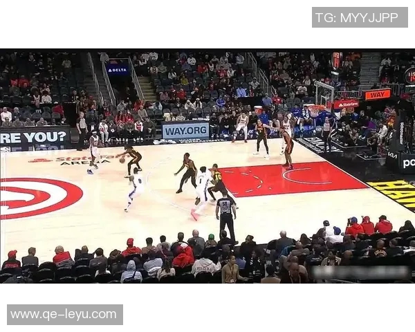 八村压哨三分绝杀后迅速退场被队友抓回现场引发笑声 八村压哨三分绝杀后迅速退场被队友抓回现场引发笑声